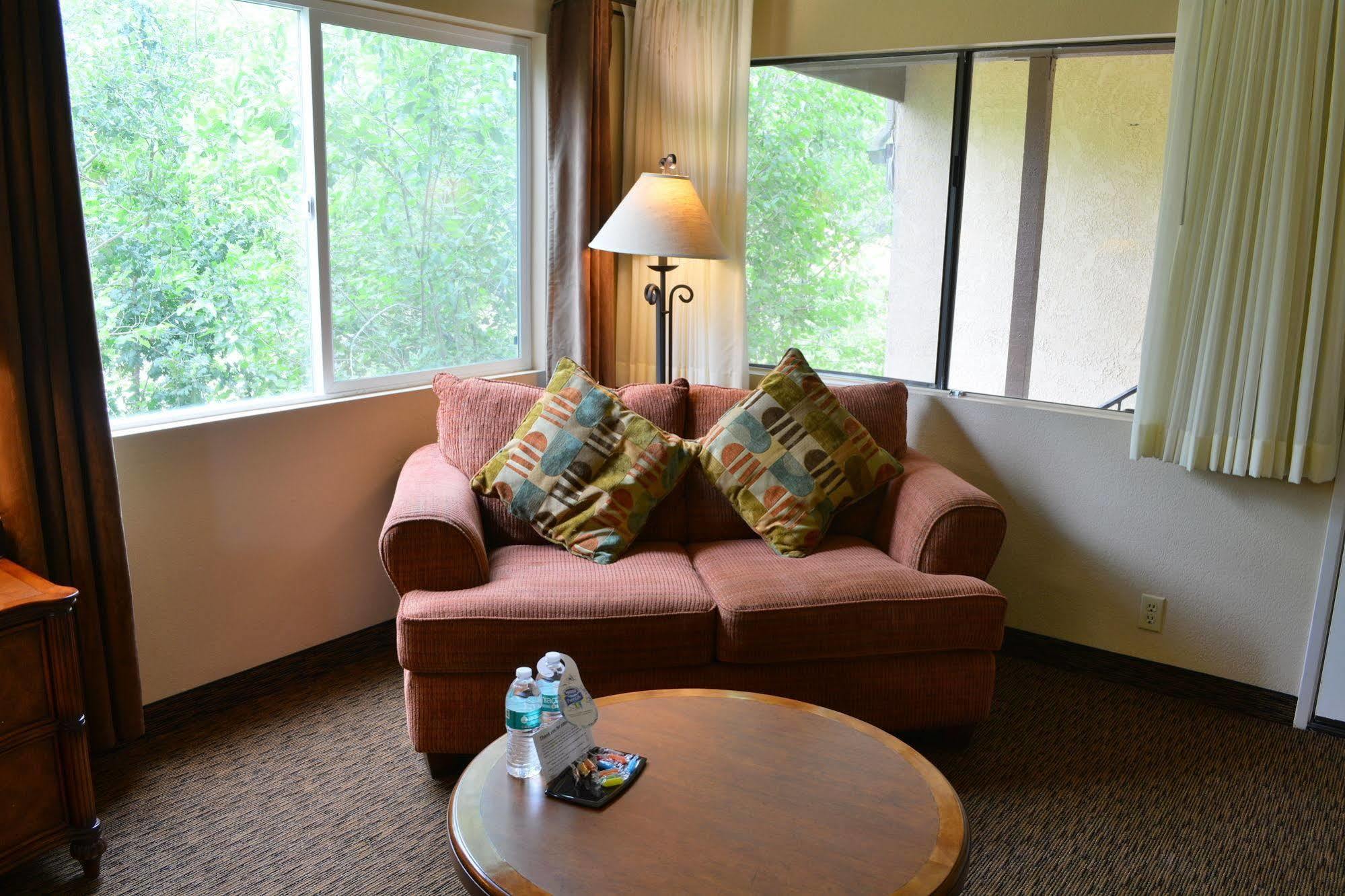Casa Ojai Inn מראה חיצוני תמונה